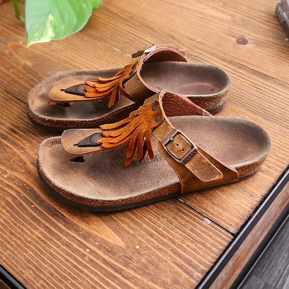 Girls Birkenstock fringe. Size 2